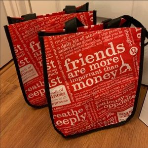 2 Lululemon reusable bags